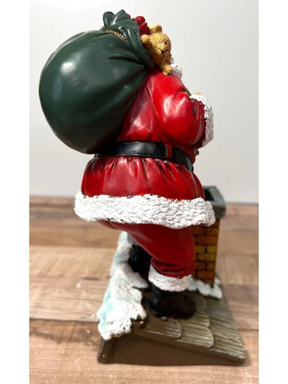 Christmas Santa Claus Chimney Figurine Collectible Decor